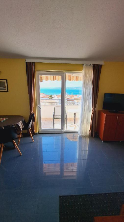 Apartments Vila Adrijana & Fitness Studio Wolf Baska Voda Exterior photo
